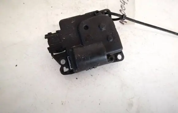 Dodge Magnum Air flap motor/actuator 05061099aa