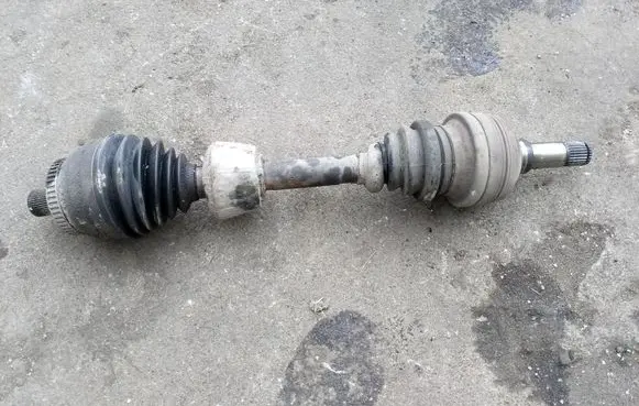 Front driveshaft