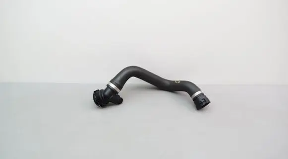 BMW 4 F32 F33 Engine coolant pipe/hose 8662836