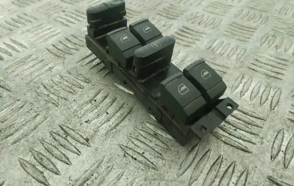 Volkswagen PASSAT B5 Electric window control switch 1J4959857