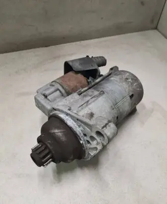 Volkswagen Golf VI Starter motor 