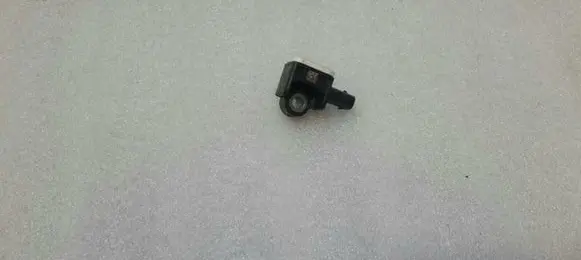 Mercedes-Benz ML W166 Airbag deployment crash/impact sensor A1668210151