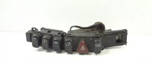 Mercedes-Benz S W220 Alarm switch 2208214358 A2208214358