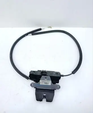Ferrari California F149 Tailgate/trunk/boot lock/catch/latch 80797900