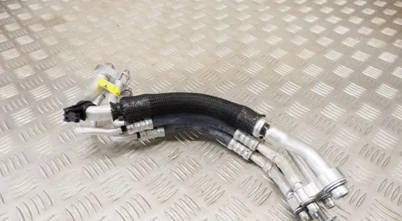 Tesla Model 3 Air conditioning (A/C) pipe/hose 162670100C