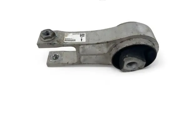 Chrysler Pacifica Engine mount bracket P68224737AB