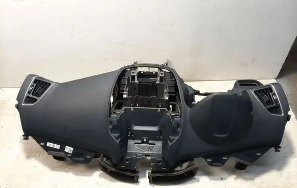 Ford C-MAX II Dashboard YSF1755668LB