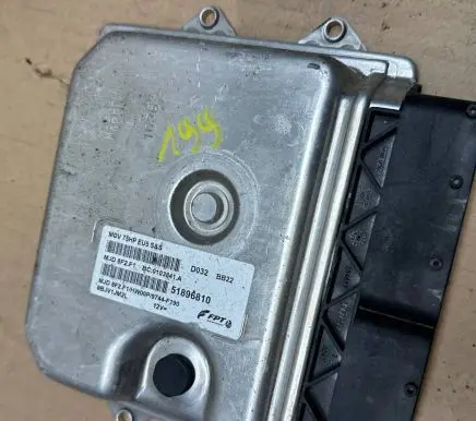 Citroen C5 Engine ECU kit and lock set 51896810 75HPEU5S8S