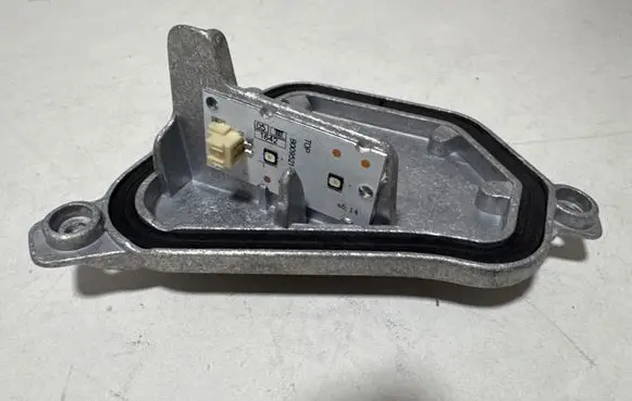 BMW X1 F48 F49 LED ballast control module 63117428789 7428789