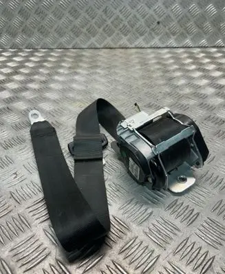 Volkswagen Golf VI Front seatbelt 617971400A