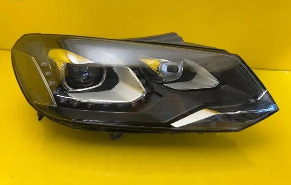 Volkswagen Touareg II Headlight/headlamp 7P1941034