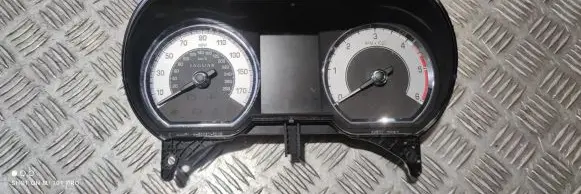 Jaguar XF X250 Speedometer (instrument cluster) 9X2310849