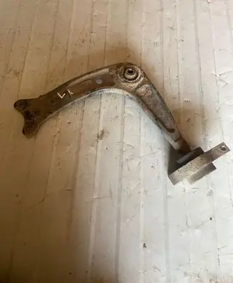 Peugeot 508 Front lower control arm/wishbone 872276