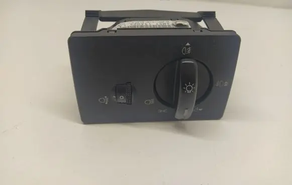 Ford Focus Light switch 4M5T13A024LA 04059715070224A1