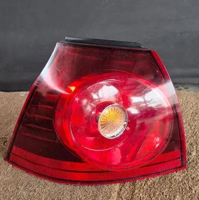Volkswagen Golf V Rear/tail lights