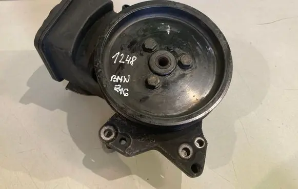 BMW 3 E46 Power steering pump 6756575