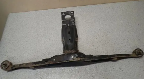 Subaru Forester SG Rear axle beam 