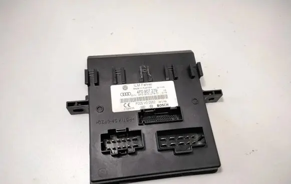 Audi A6 S6 C6 4F Comfort/convenience module 4F0907279 F005V00562