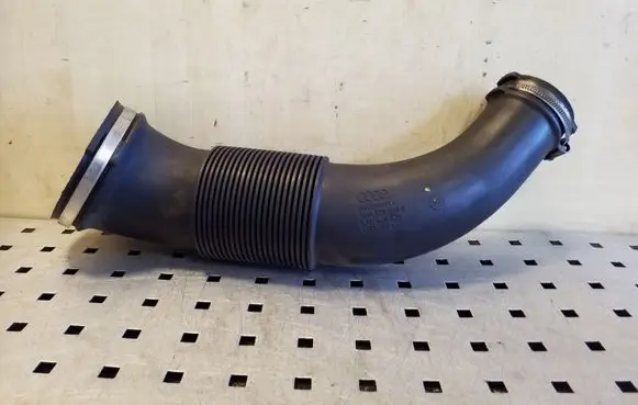 Audi A8 S8 D4 4H Air intake duct part 4H0129606B
