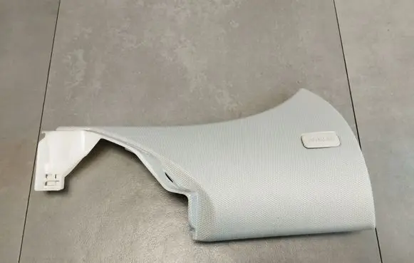 (C) pillar trim