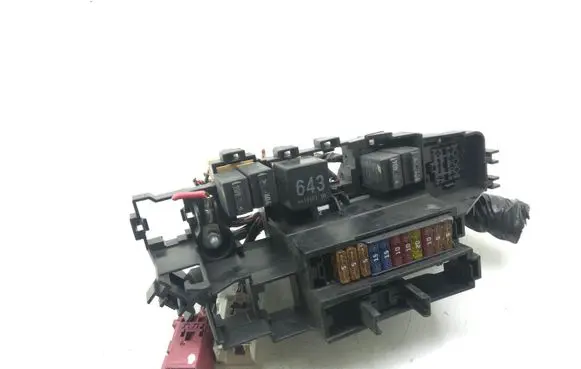 Audi A4 S4 B8 8K Fuse module 7M0951253C