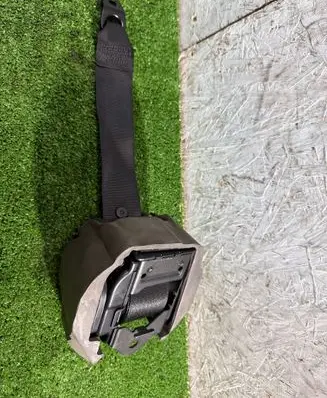 BMW 3 G20 G21 Rear seatbelt 7496270