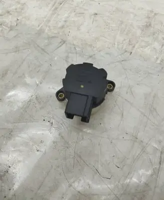 Volvo V70 Ignition lock contact 8645228