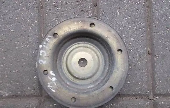 Peugeot 407 Crankshaft pulley 9643354180