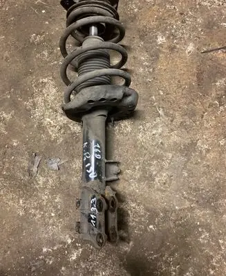 KIA Sorento Front shock absorber/damper