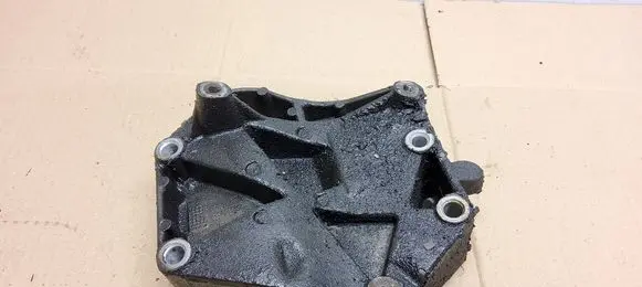 Opel Zafira B A/C compressor mount bracket 55191339 428703815