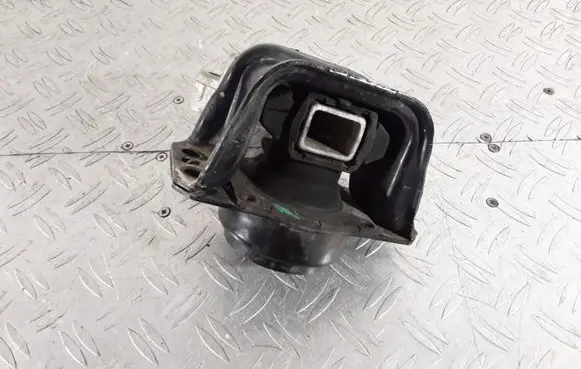 Peugeot 307 Engine mount bracket 9636270080 9645530480