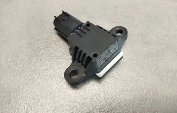 Volkswagen Amarok II Airbag deployment crash/impact sensor GN1514C676AA A04192023