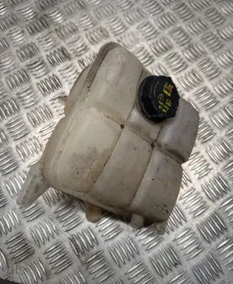 Coolant expansion tank/reservoir