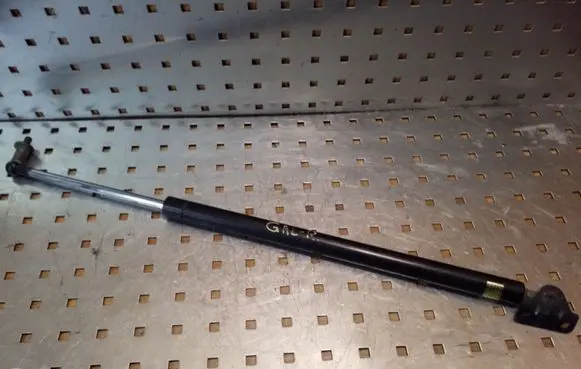 Mitsubishi Grandis Tailgate/trunk strut/damper