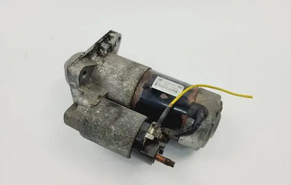 Opel Insignia A Starter motor 55353857