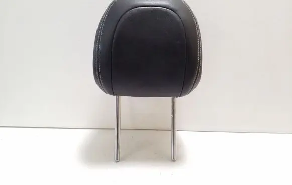 Citroen DS4 Front seat headrest 