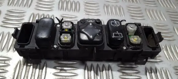 Mercedes-Benz A W168 Wing mirror switch 1688203610 33010901