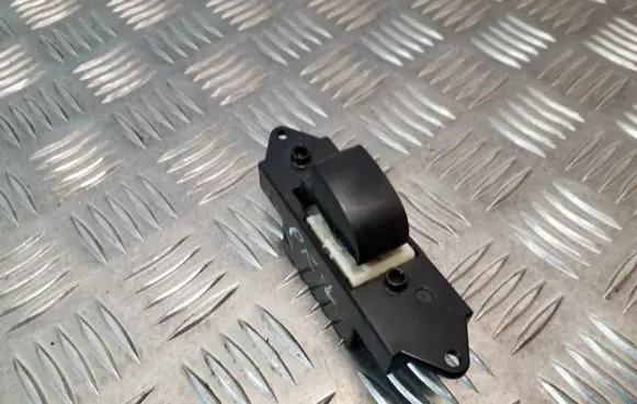 Mitsubishi ASX Electric window control switch MR587944