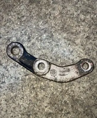 BMW 5 E39 Sway bar bush bracket, rear 1091988