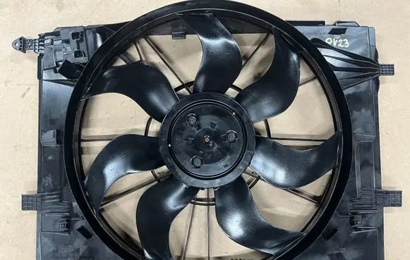 Mercedes-Benz E W213 Electric radiator cooling fan A0999061000