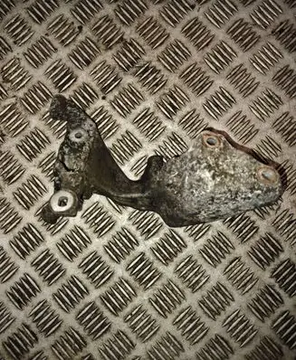 Renault Trafic III (X82) EGR valve cooler bracket 147174072R