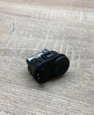 Opel Zafira A Wing mirror switch 09226861