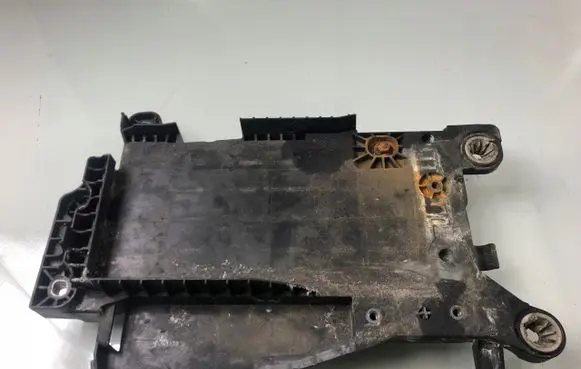 BMW 2 F46 Battery tray 7641797
