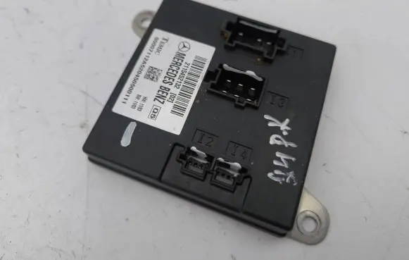 Mercedes-Benz E W211 Comfort/convenience module 2115452132