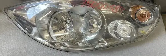 Renault Master III Headlight/headlamp 