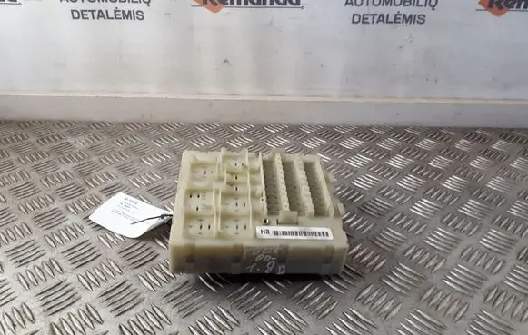 Ford Focus Fuse module 518239900