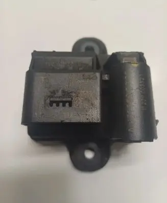 Mercedes-Benz E A207 Glow plug pre-heat relay A6519000900