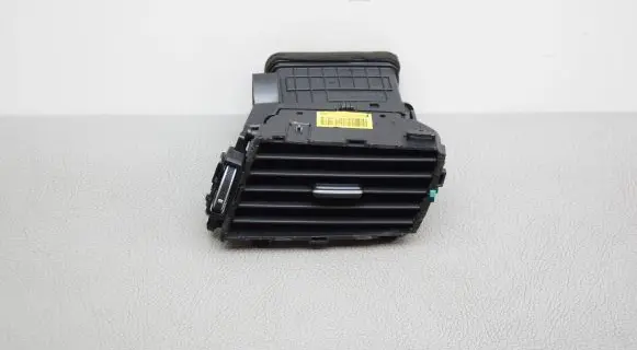 KIA Optima Dashboard air vent grill cover trim 84795D4000