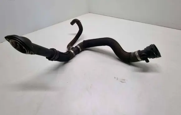 Volkswagen PASSAT B5 Engine coolant pipe/hose 038121121B 06B121121