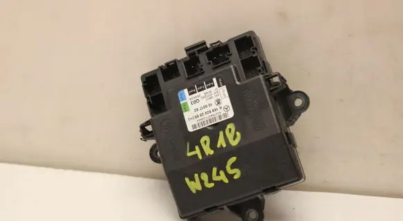 Mercedes-Benz B W245 Door control unit/module A1698202985